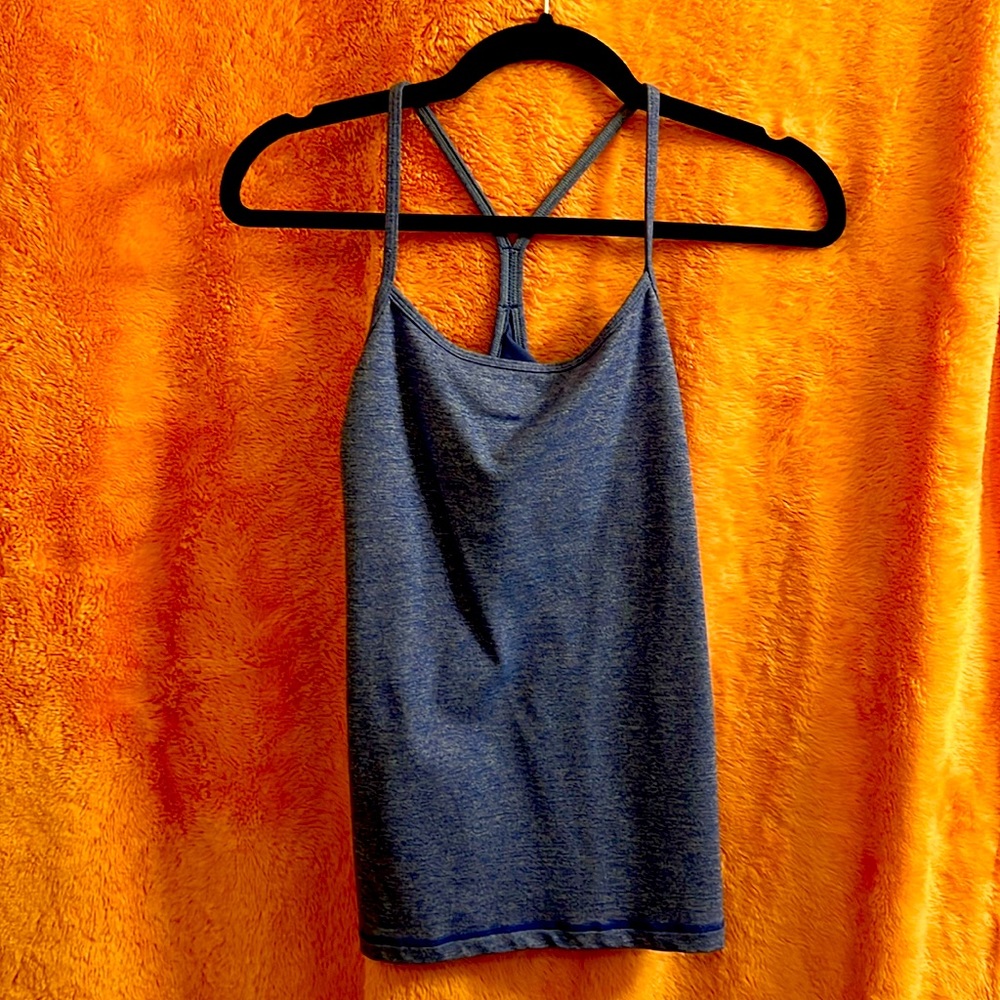 Lululemon Women Size 6 Power Y blue tank top shelf bra yoga athletic b12